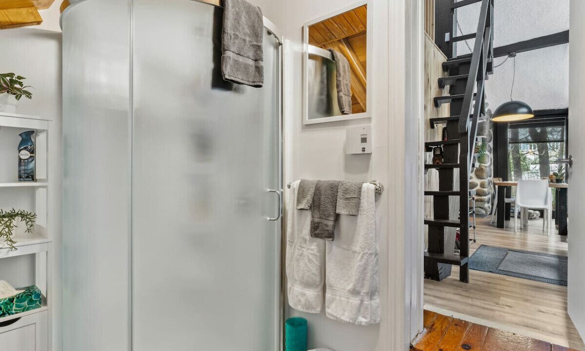 Photo of Bathroom in Sainte-Lucie-des-Laurentides