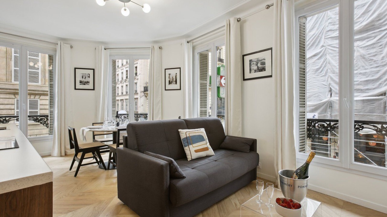 Photo of Livingroom in Quartier de la Porte-Saint-Denis