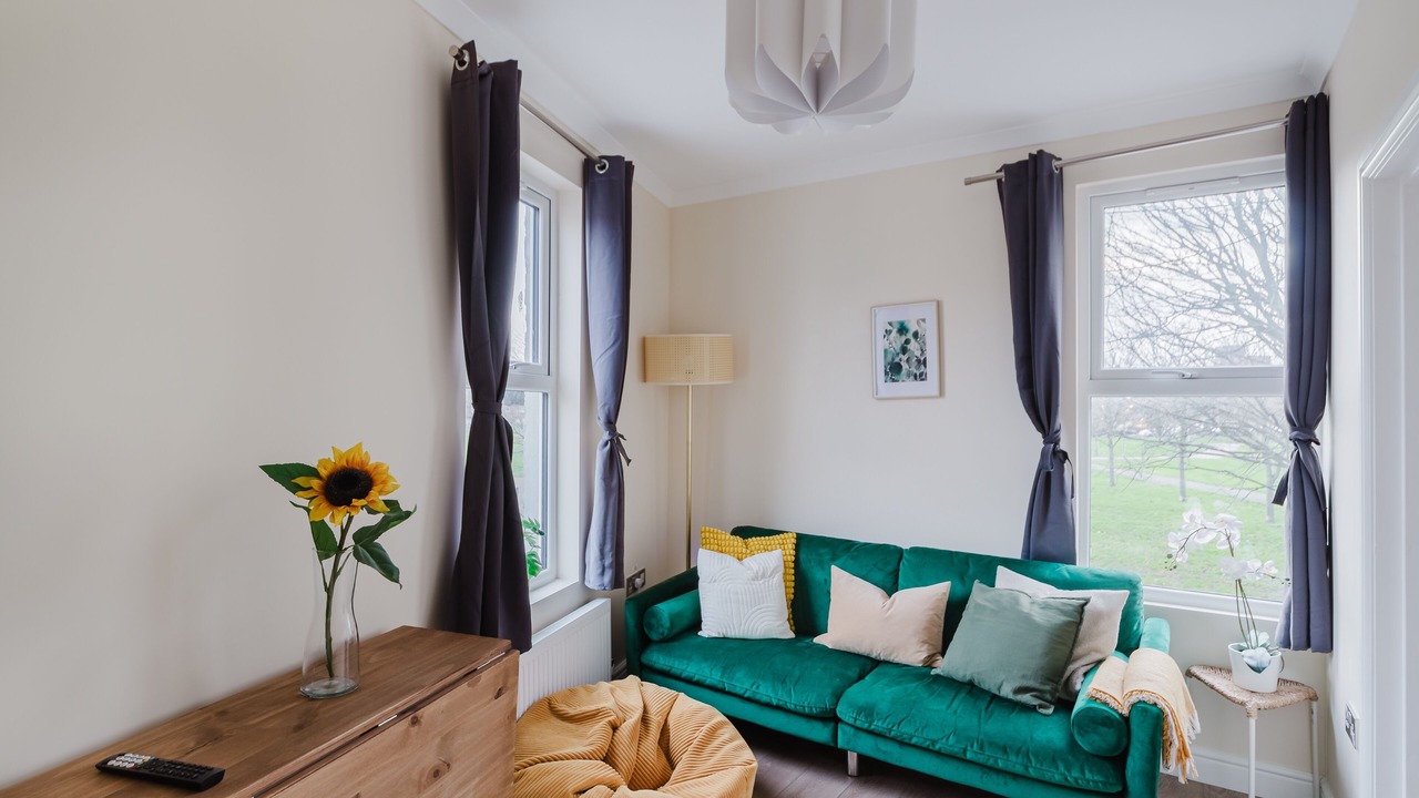 Photo of Livingroom in Plaistow