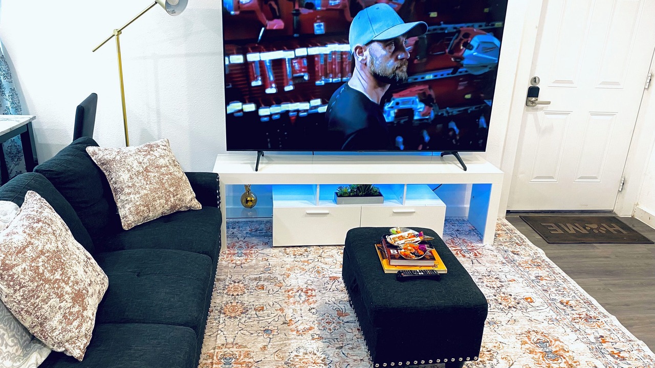 Photo of Livingroom in Northside