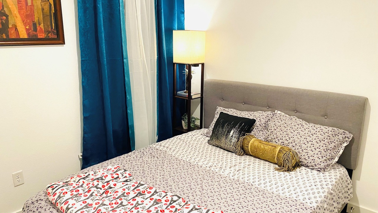 Photo of Bedroom in Northside