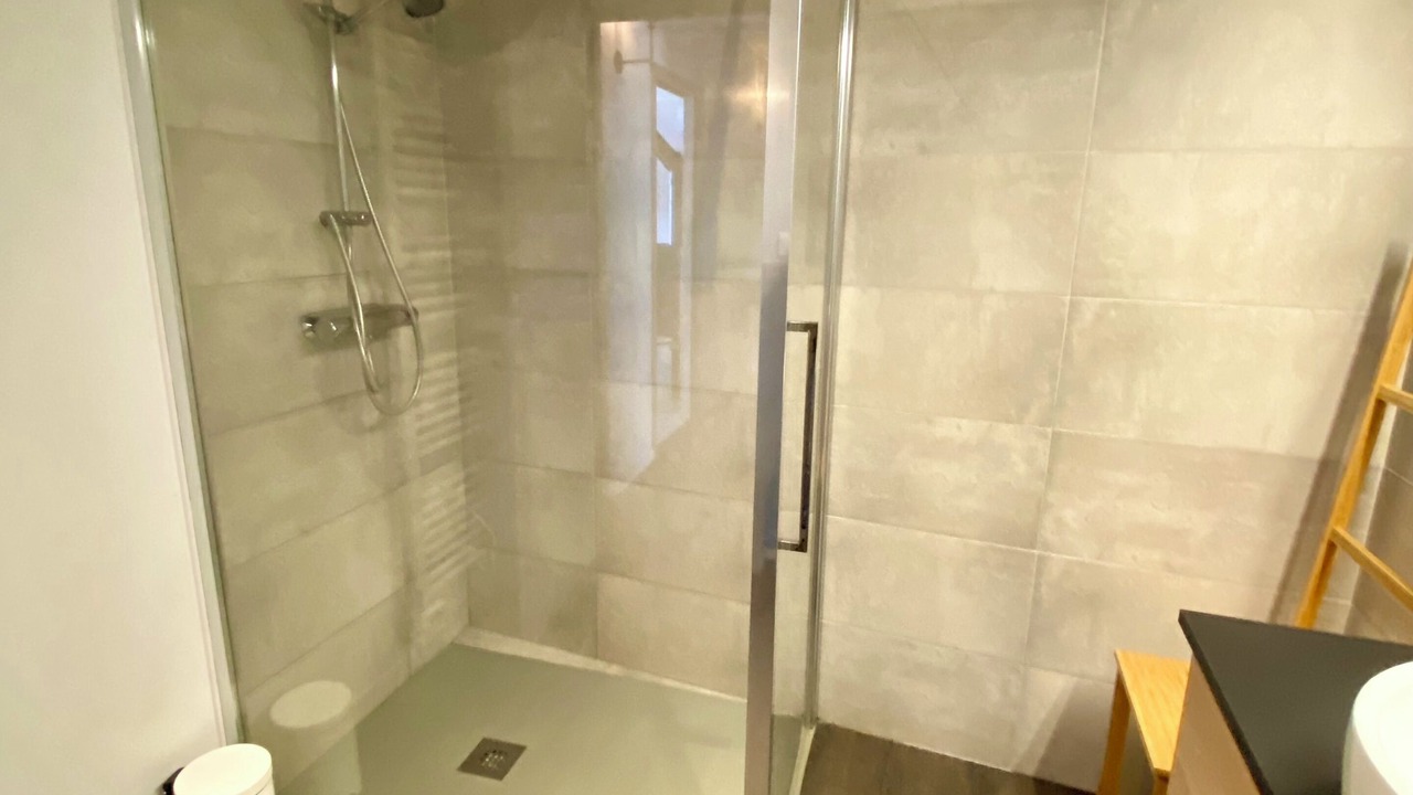 Photo of Bathroom in Valvigneres