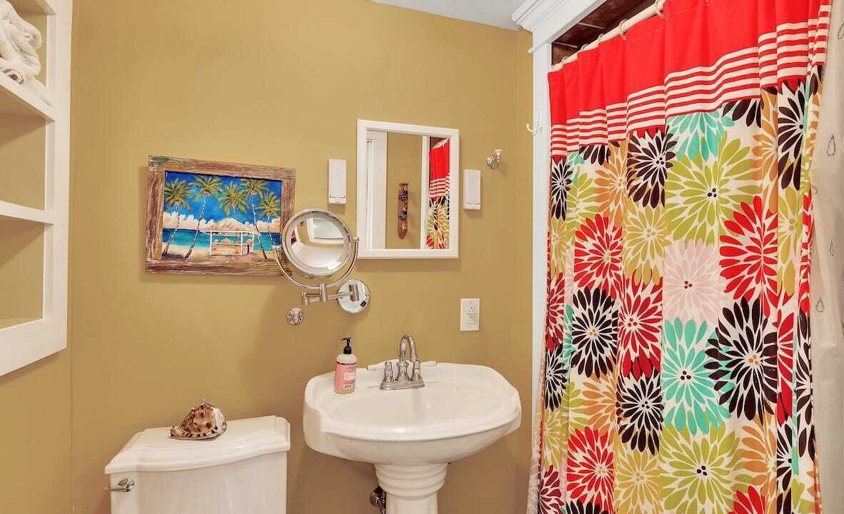 Photo of Bathroom in Warren County