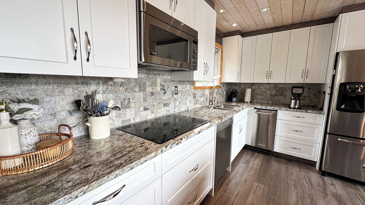 Photo of Kitchen in Falcon Lake