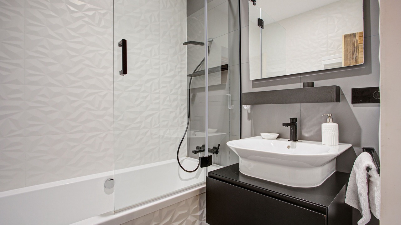 Photo of Bathroom in Font-Romeu-Odeillo-Via