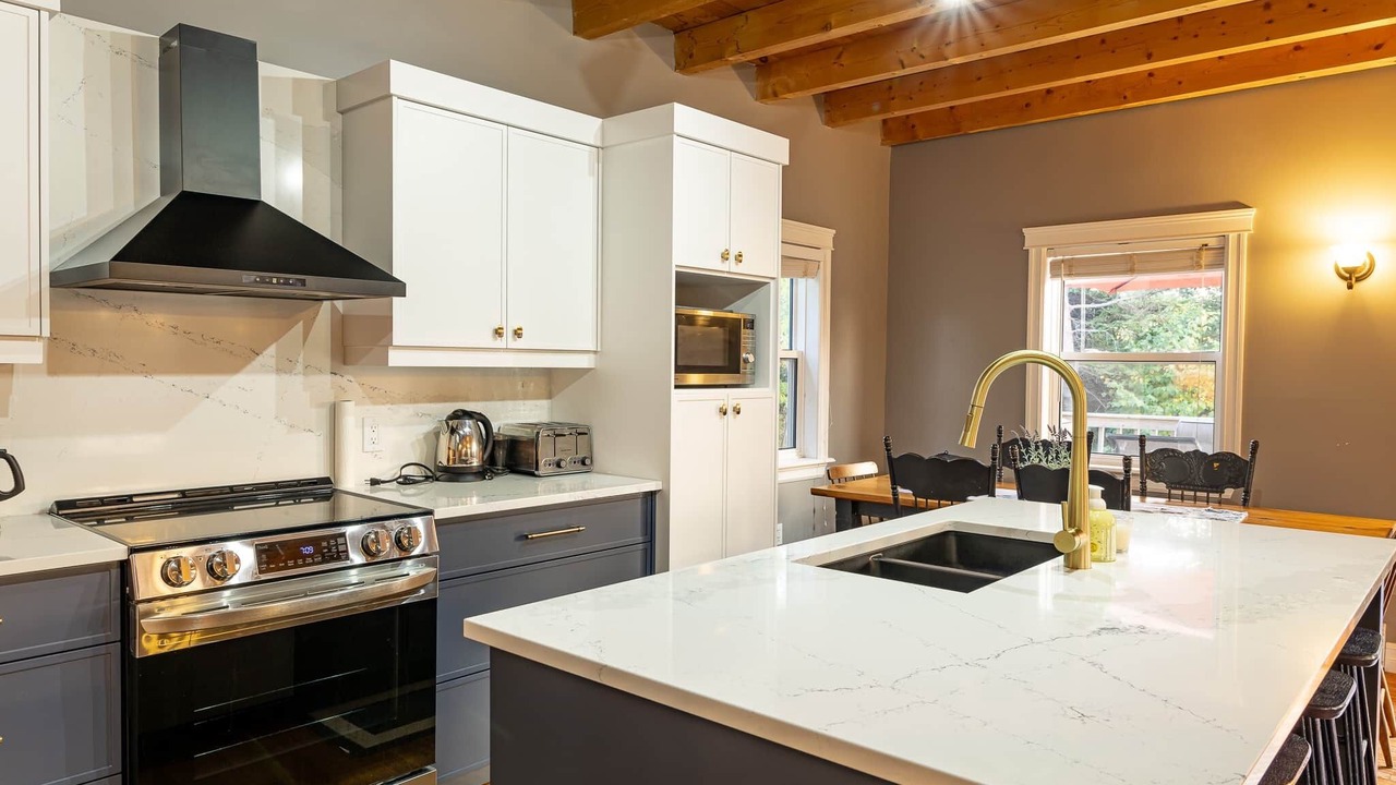 Photo of Kitchen in Bayview