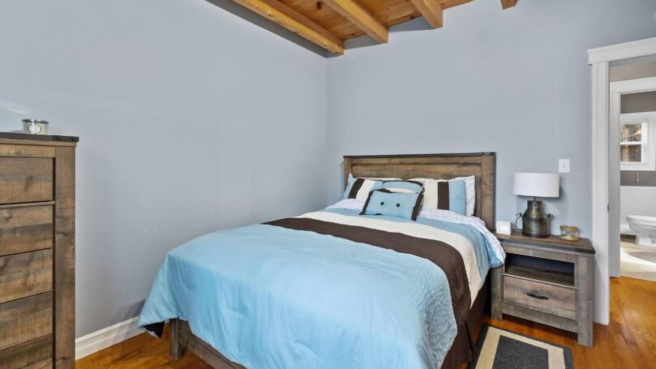 Photo of Bedroom in Bayview