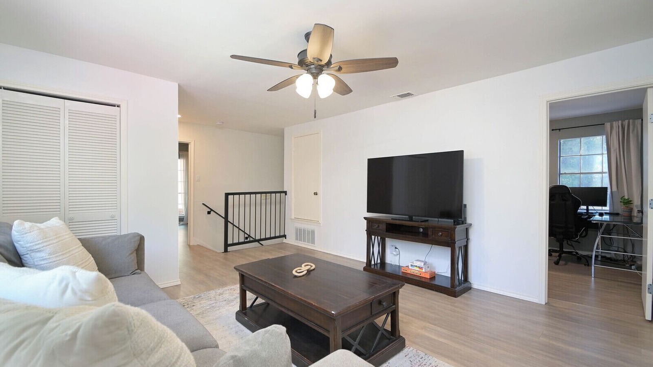 Photo of Livingroom in North San Antonio - SAT