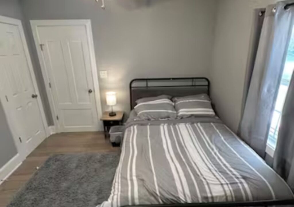 Photo of Bedroom in Hattiesburg