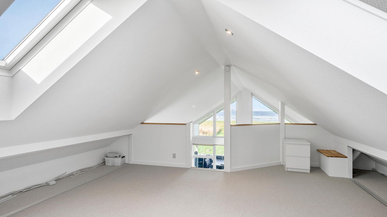 Photo of Others in Mesinge