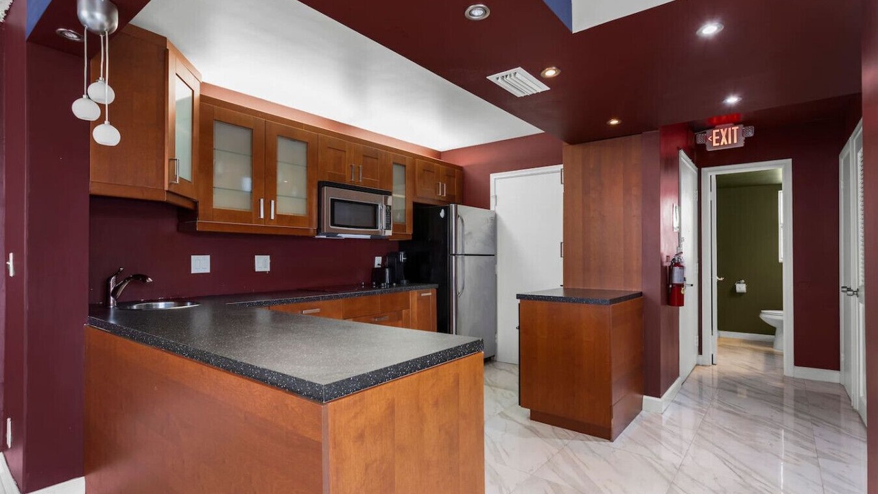 Photo of Kitchen in Bay Harbor Islands