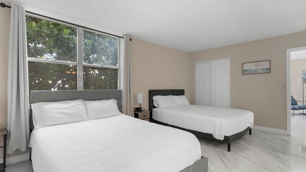 Photo of Bedroom in Bay Harbor Islands