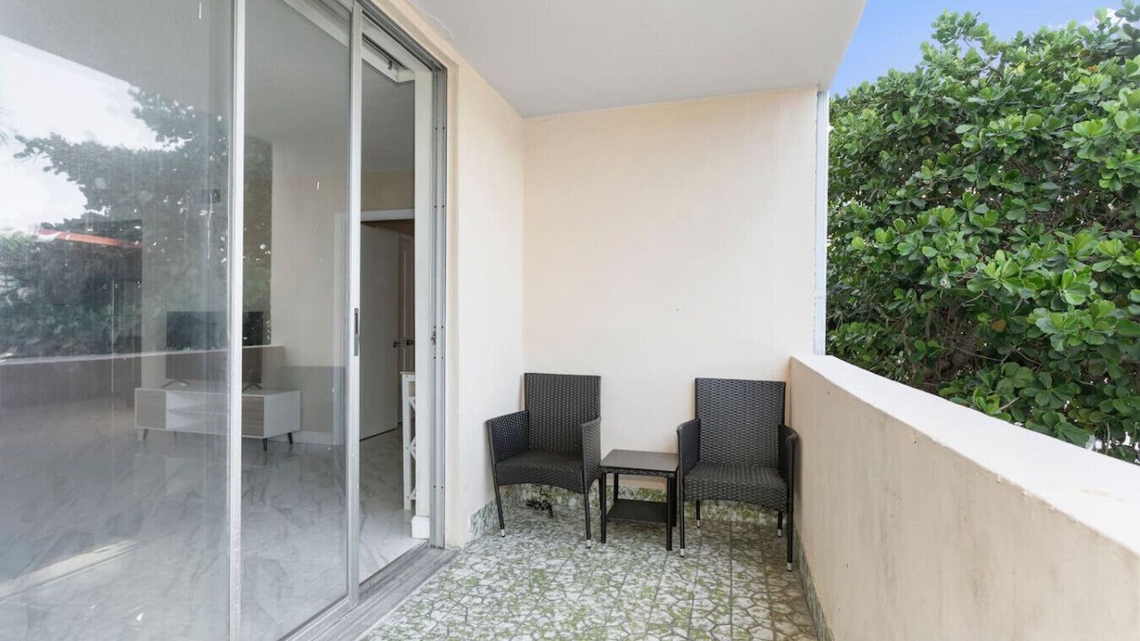 Photo of Patio Balcony in Bay Harbor Islands