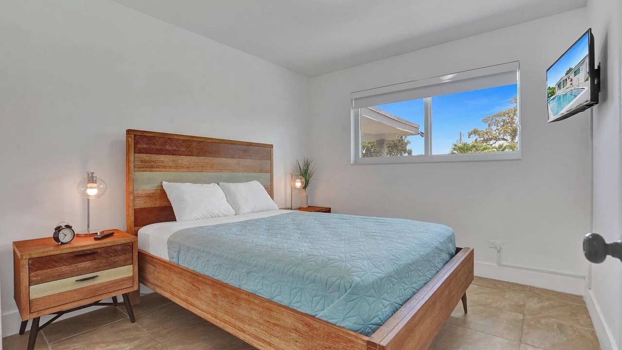 Photo of Bedroom in Pembroke Pines