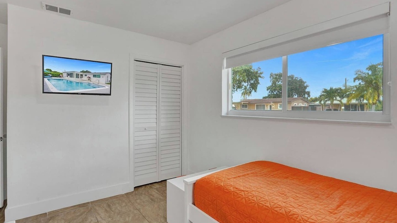 Photo of Bedroom in Pembroke Pines