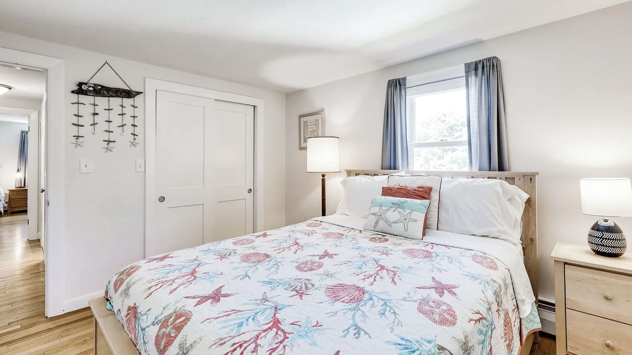 Photo of Bedroom in Falmouth Heights