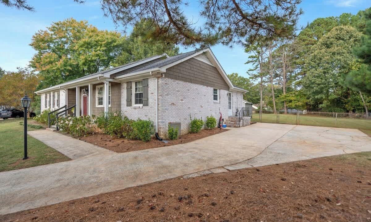 Photo of Outdoor in Matthews