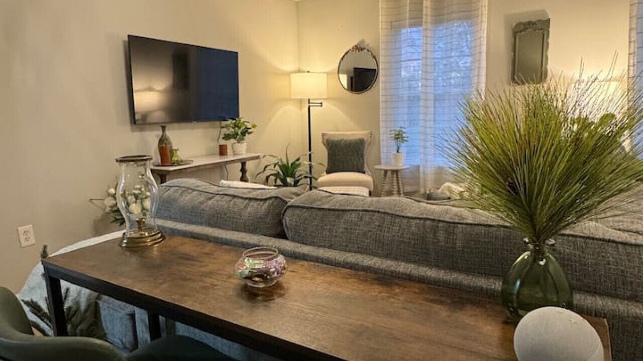 Photo of Livingroom in Sweetwater