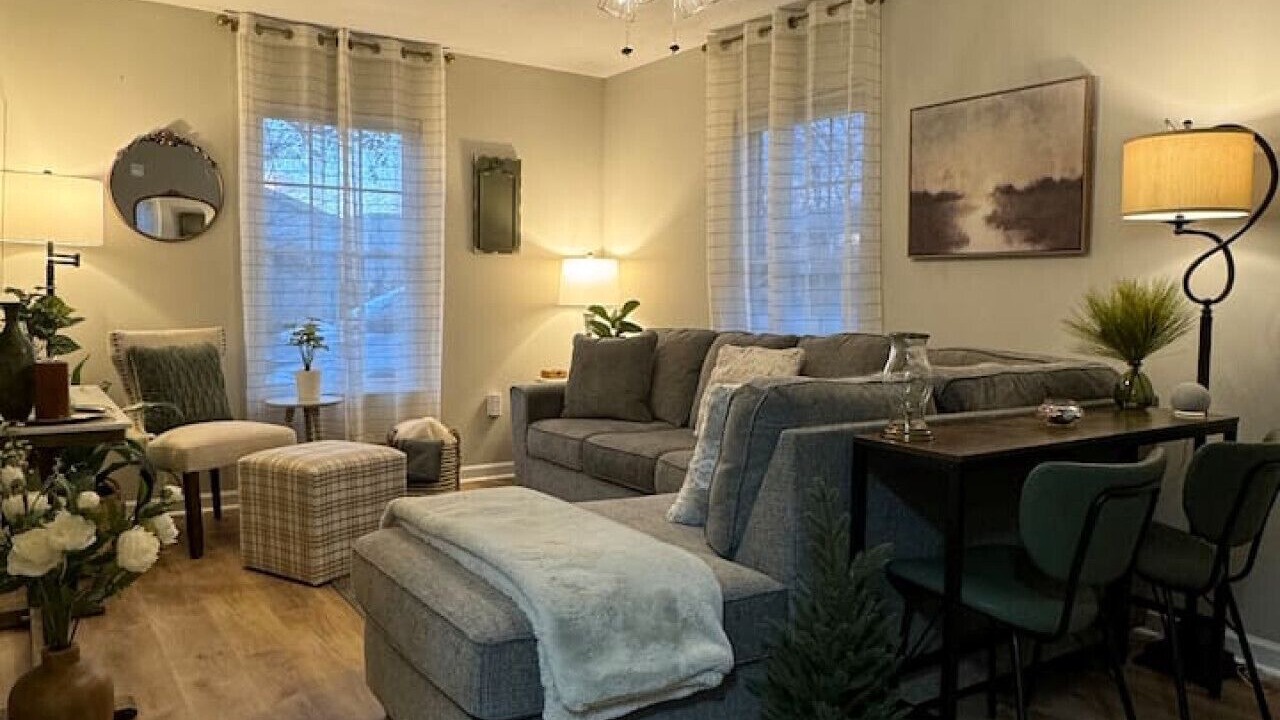 Photo of Livingroom in Sweetwater