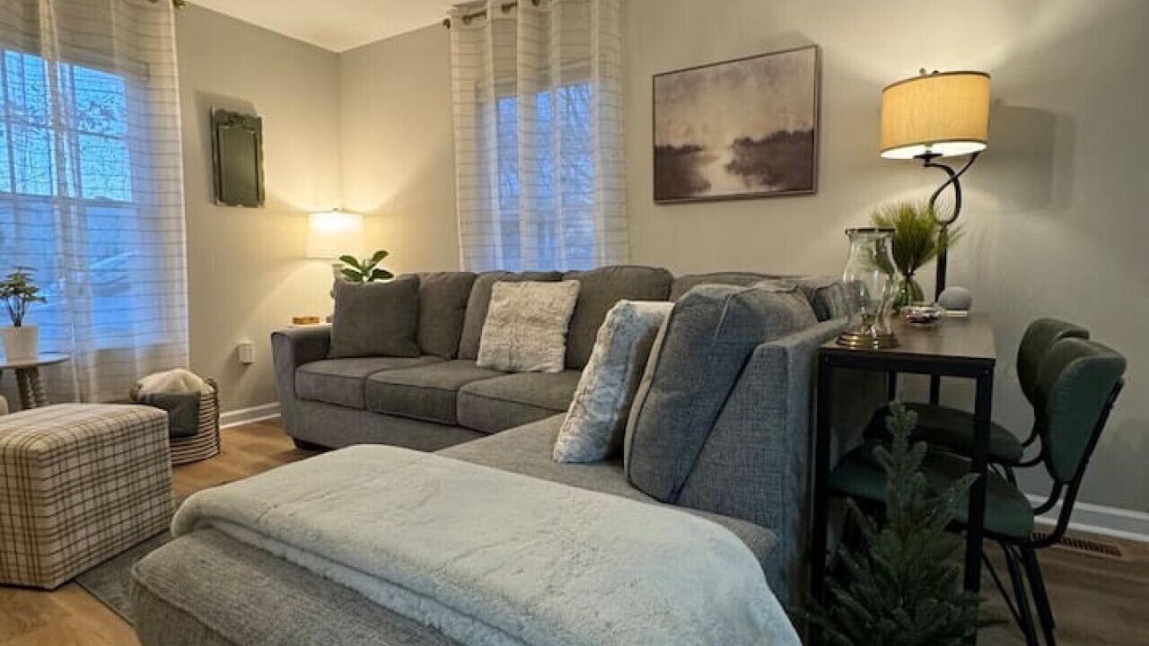Photo of Livingroom in Sweetwater