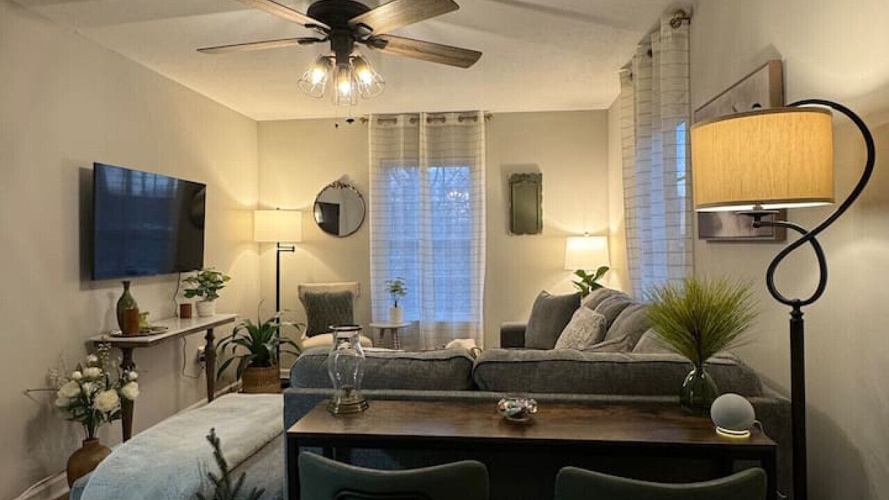 Photo of Livingroom in Sweetwater