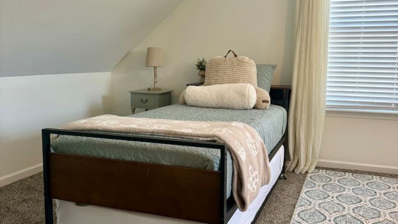 Photo of Bedroom in Mount Vernon