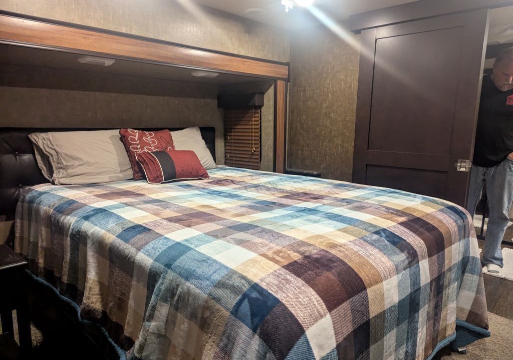 Photo of Bedroom in Anderson County