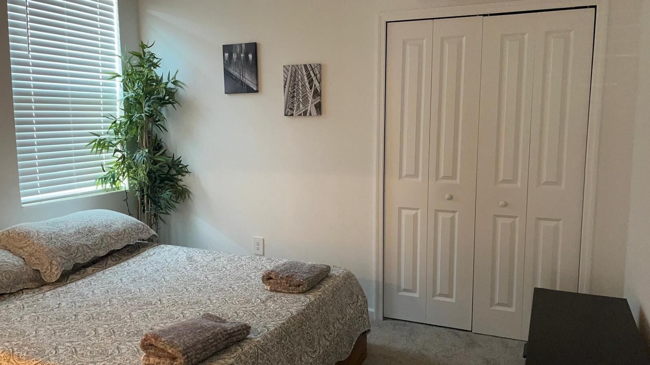Photo of Bedroom in Silver Lake