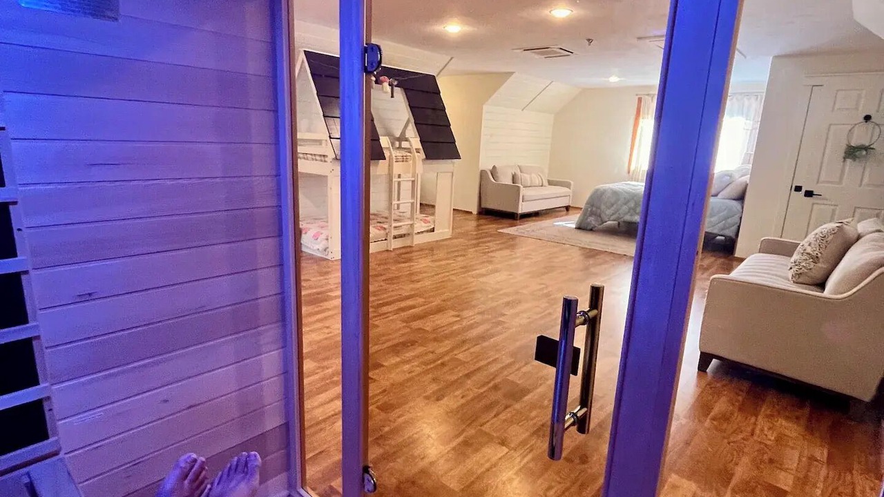 Photo of Bedroom in Ashland