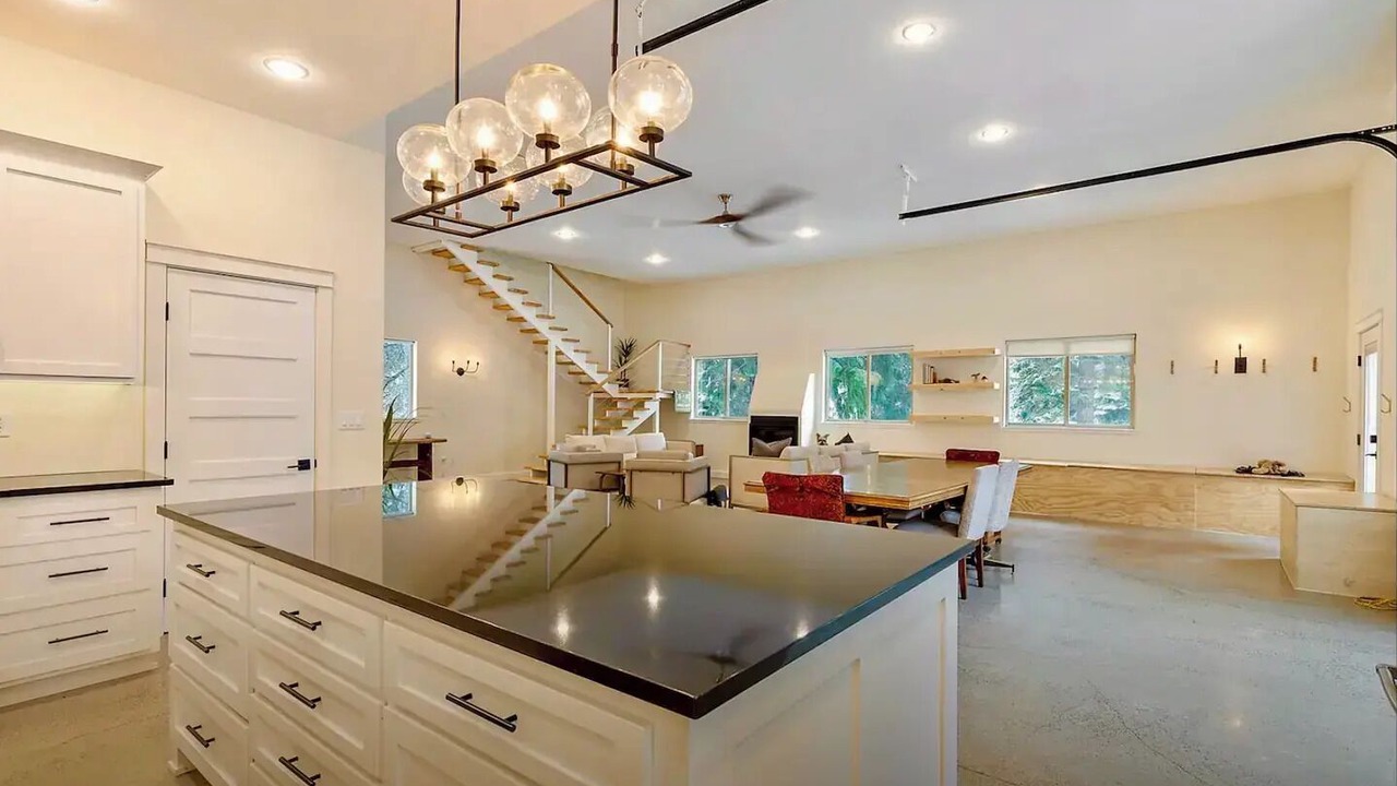 Photo of Others in Ashland