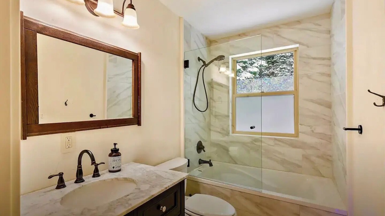 Photo of Bathroom in Ashland