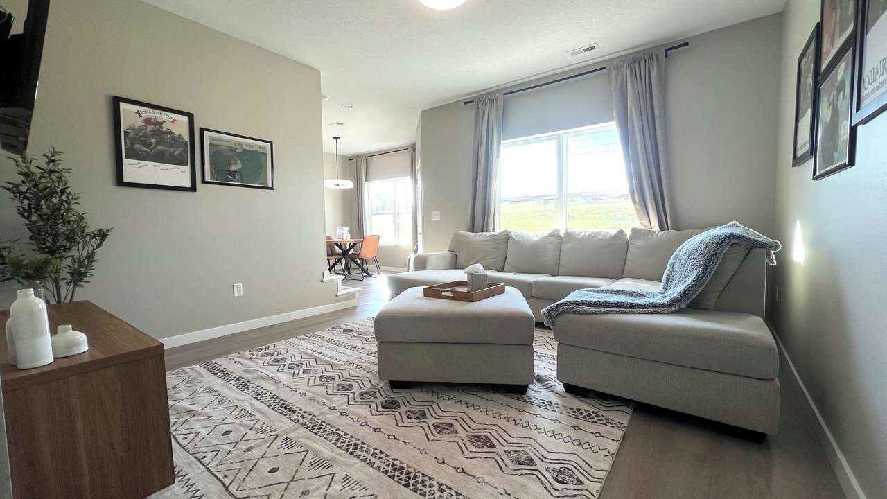 Photo of Livingroom in Cedar Falls