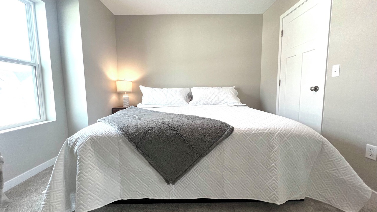 Photo of Bedroom in Cedar Falls