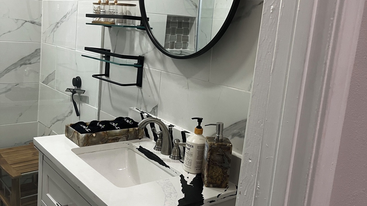 Photo of Bathroom in South Central Houston