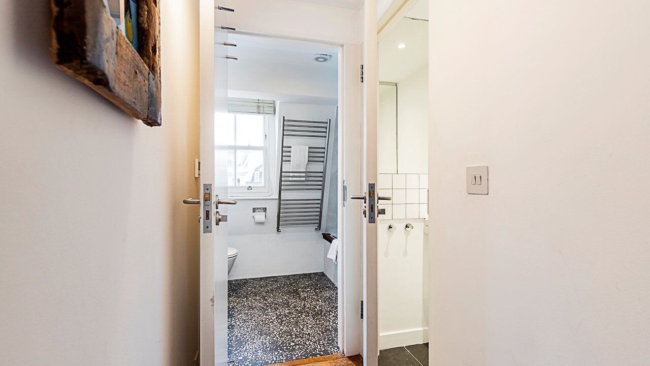 Photo of Bathroom in Angel