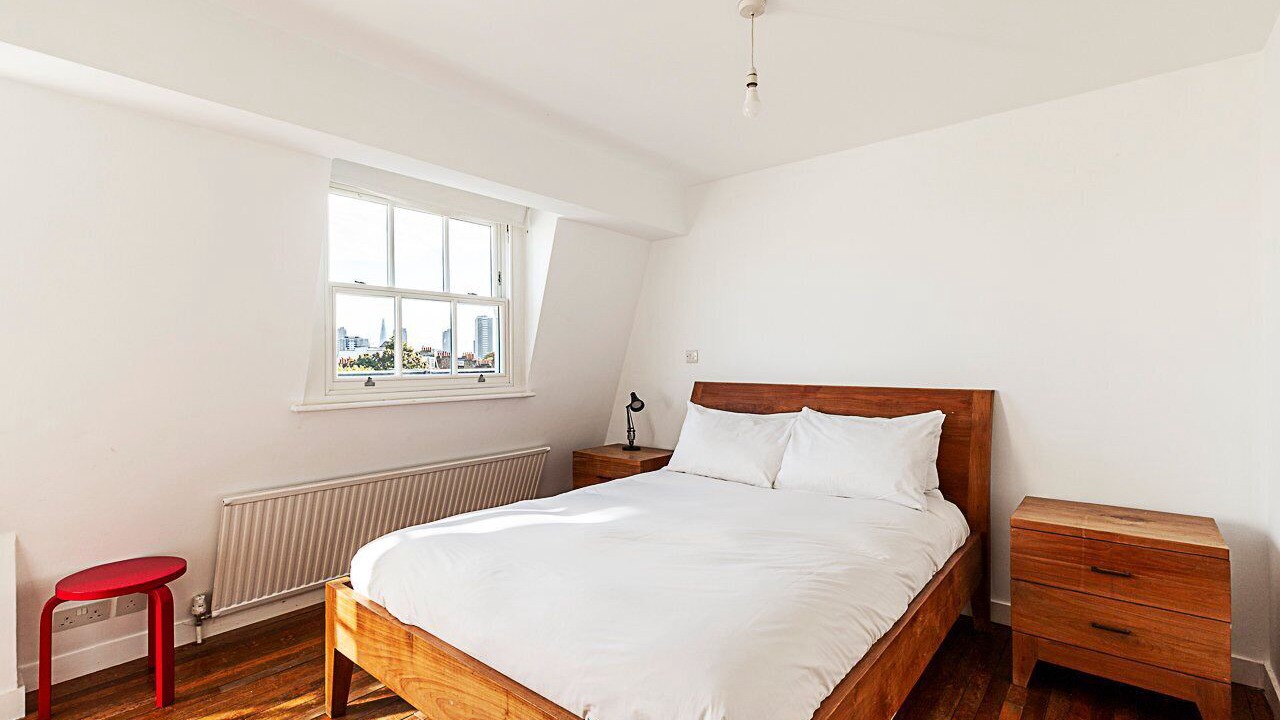 Photo of Bedroom in Angel