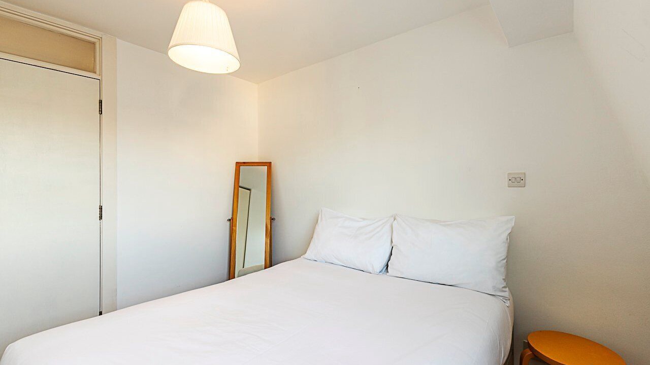 Photo of Bedroom in Angel