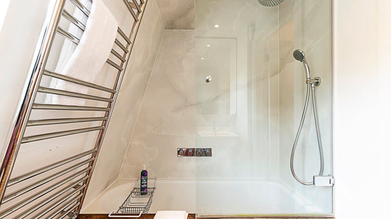 Photo of Bathroom in Angel