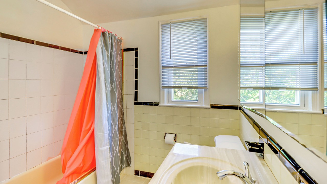 Photo of Bathroom in Wheaton-Glenmont