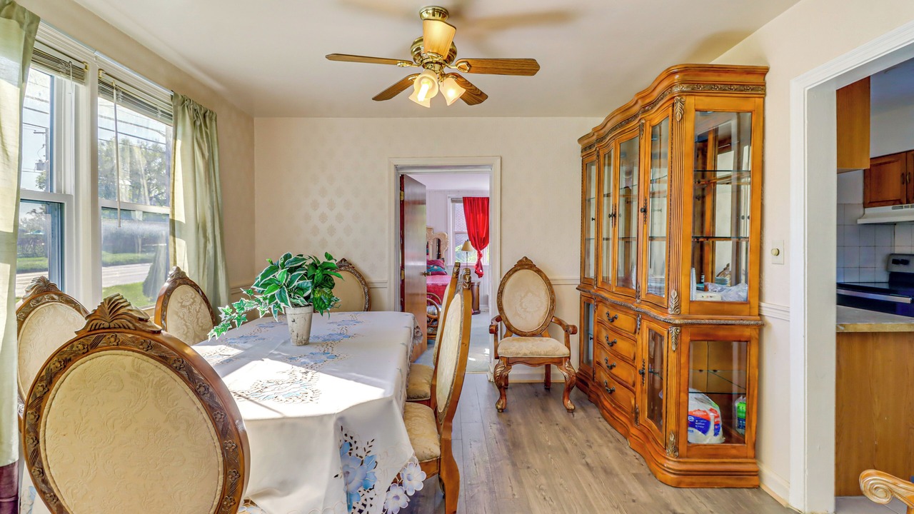 Photo of Bedroom in Wheaton-Glenmont