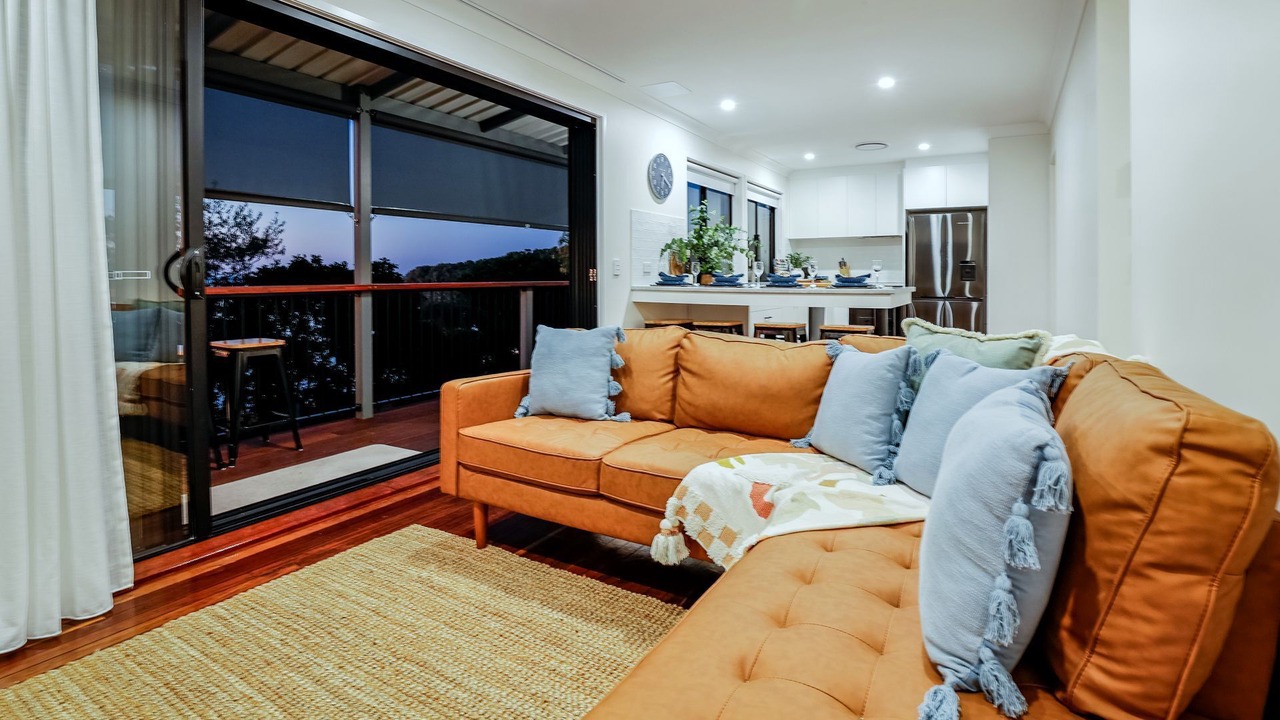 Photo of Livingroom in Seventeen Seventy