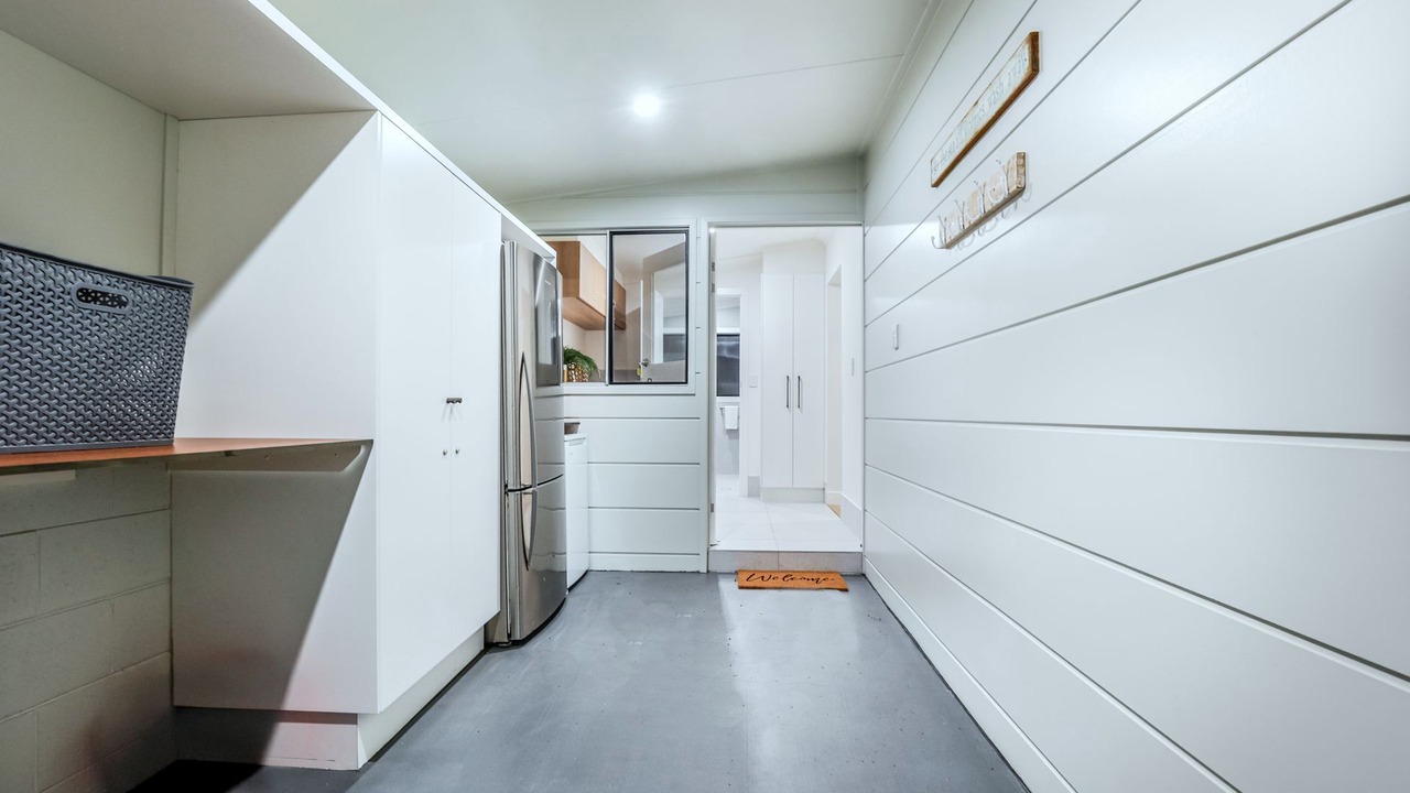 Photo of Others in Seventeen Seventy