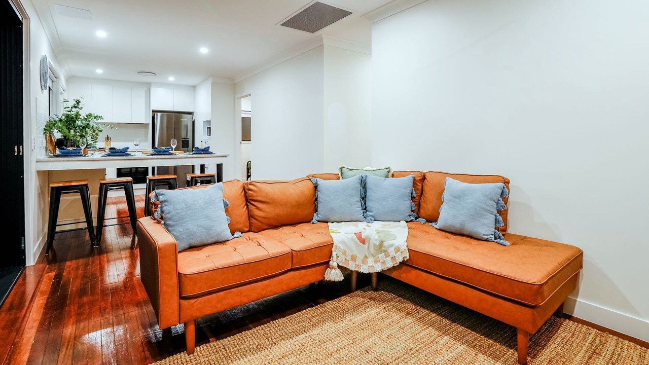 Photo of Livingroom in Seventeen Seventy