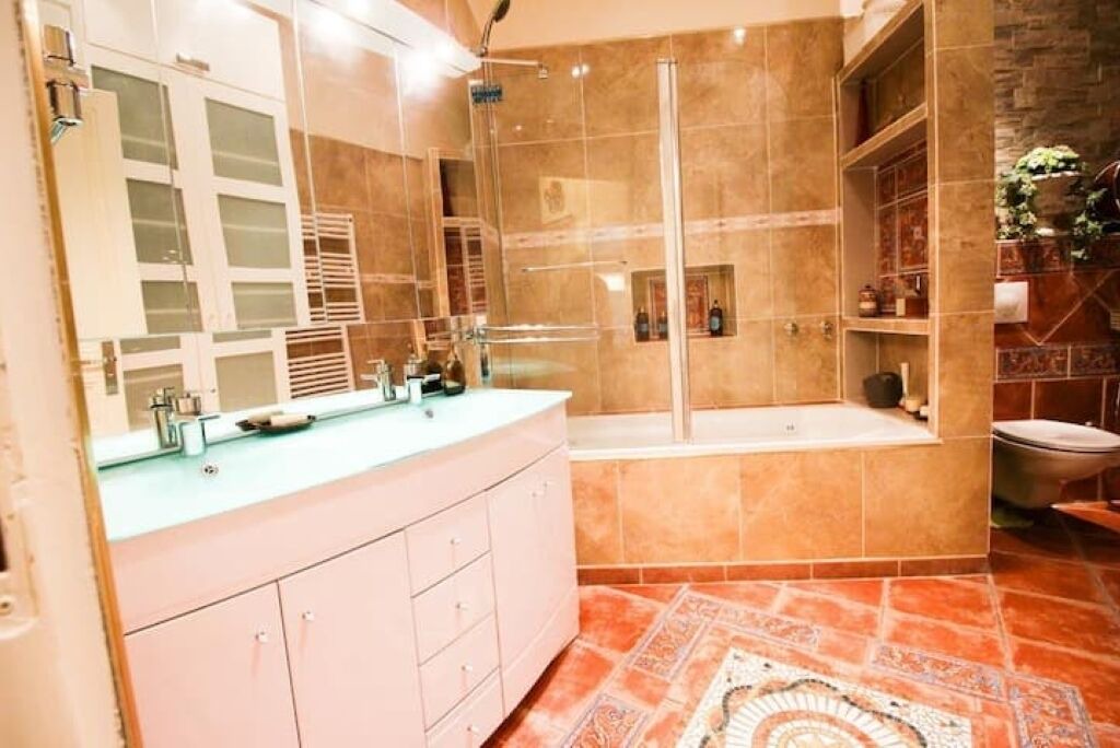 Photo of Bathroom in Prefecture