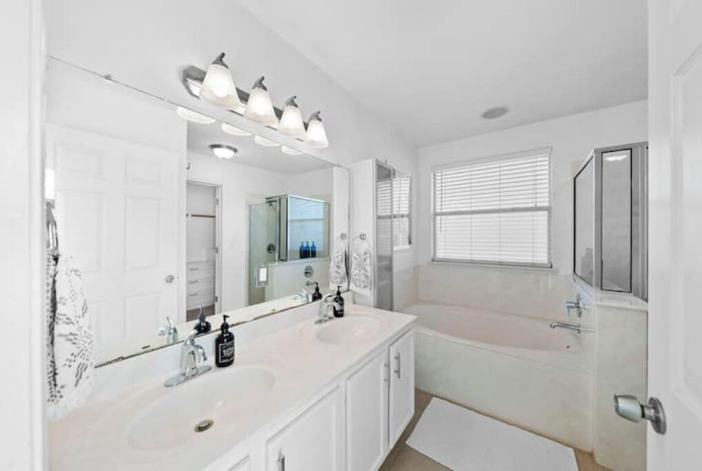 Photo of Bathroom in Los Cielos