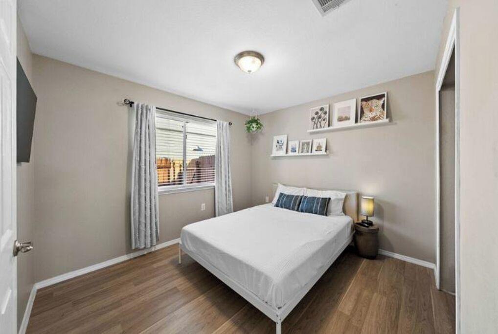 Photo of Bedroom in Los Cielos