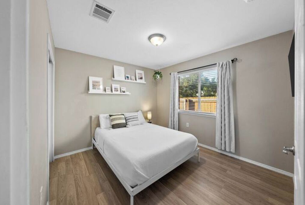 Photo of Bedroom in Los Cielos