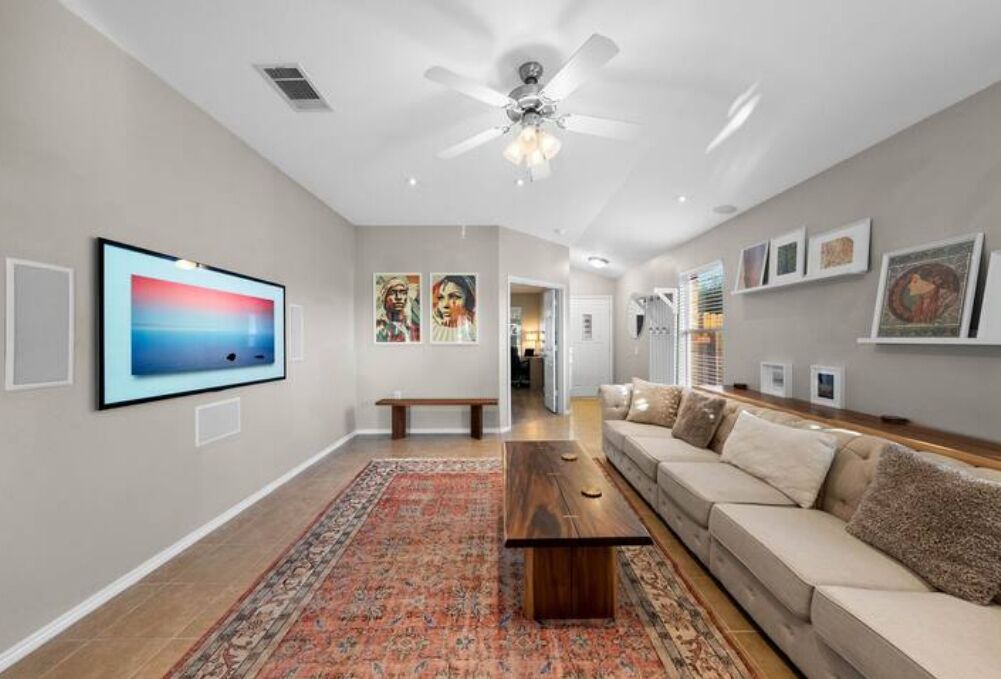 Photo of Livingroom in Los Cielos