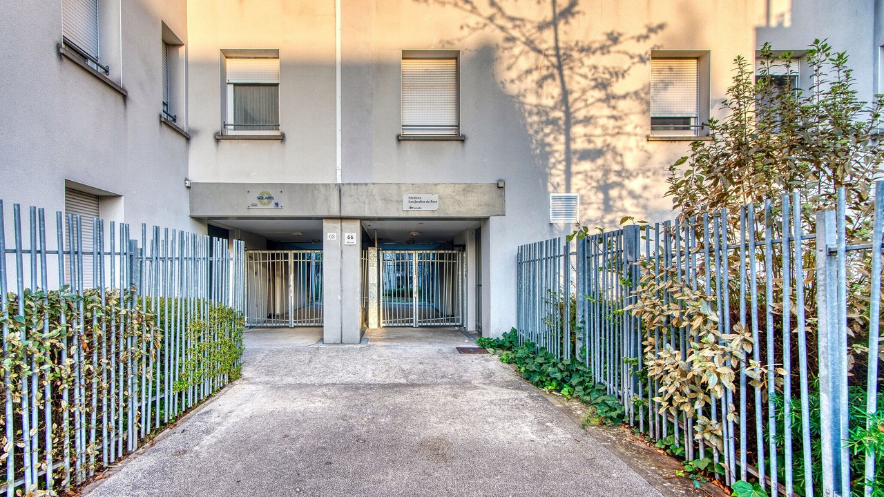 Photo of Outdoor in Bron