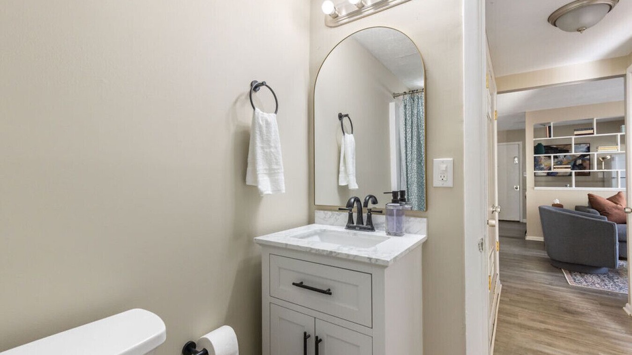 Photo of Bathroom in Maple Heights